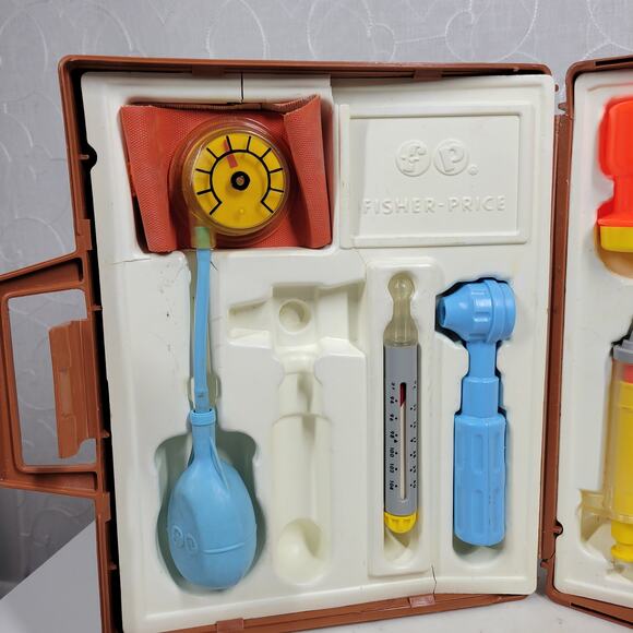 Vtg Fisher Price Medical Kit 1970s Dr Nurse Kit Case Kids Pretend Play Toy - Picture 11 of 15